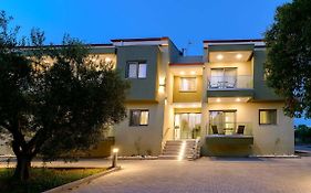 Estelle Family Luxury Apartments & Suites
